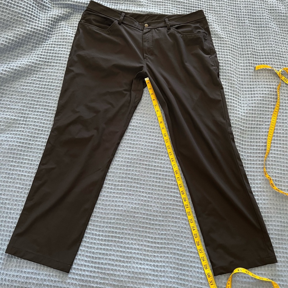 Lululemon Pants Size 40 Black